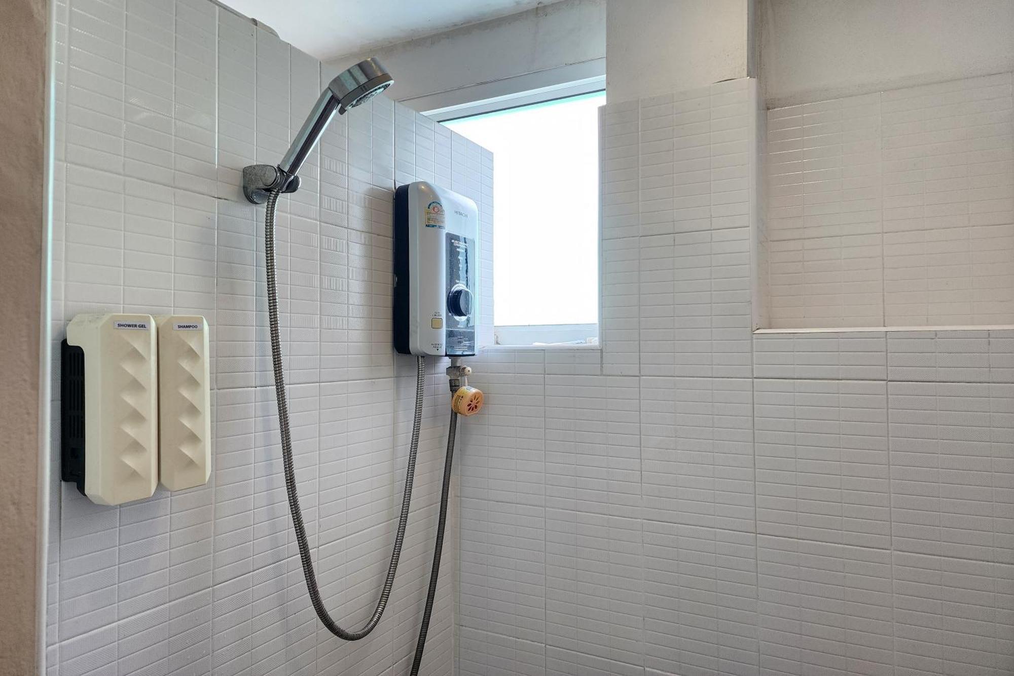 De 10 m² En Avec 0 salle De Bains Privée à Chatuchak